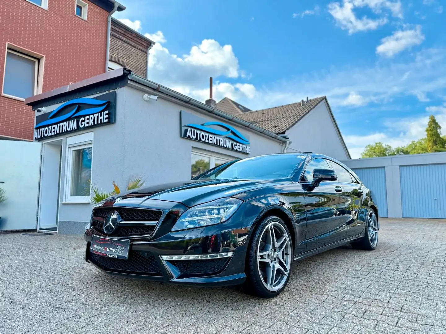 Mercedes-Benz CLS 63 AMG *Performance*Kamera*LED*H&K*Schiebeda Schwarz - 1
