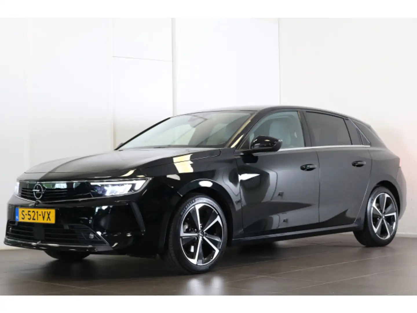 Opel Astra 1.2 Level 3 130pk | Camera | Navi | Ad. Cruise con Noir - 1