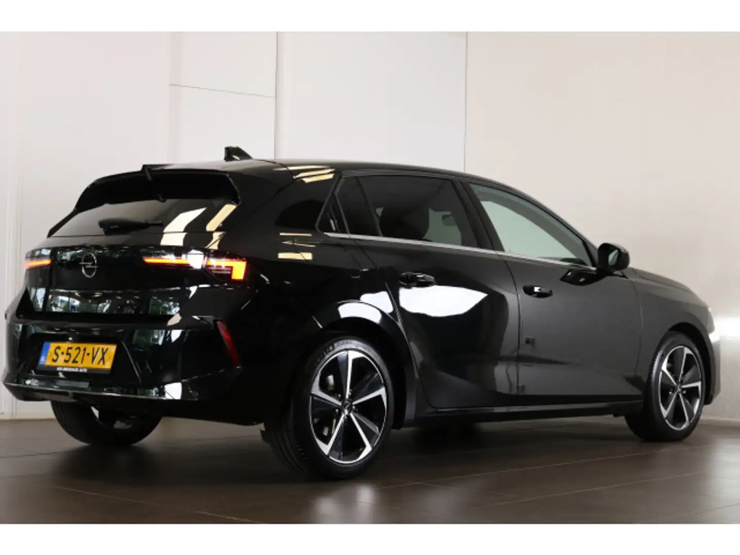 Opel Astra 1.2 Level 3 130pk | Camera | Navi | Ad. Cruise con Noir - 2