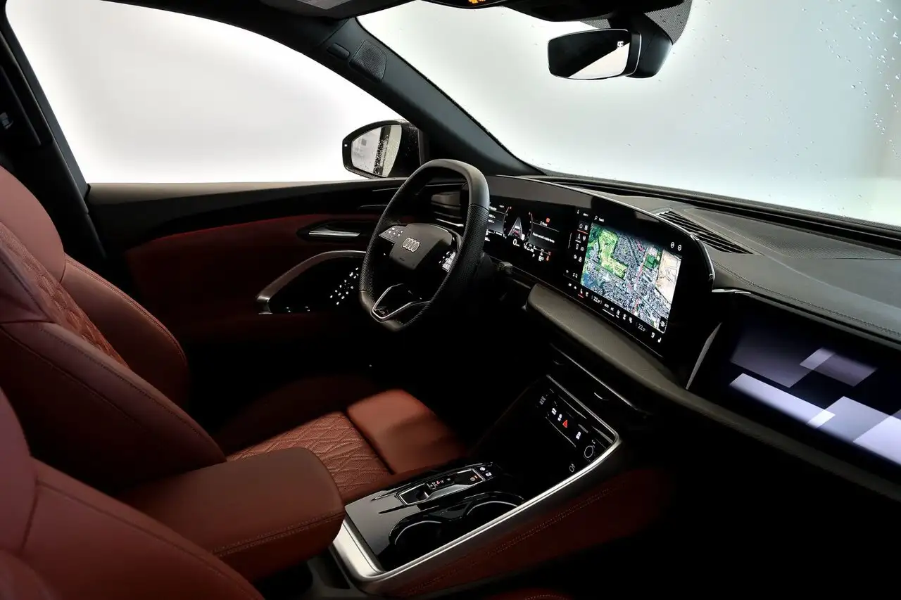 Audi SQ5 снимка Audi SQ5