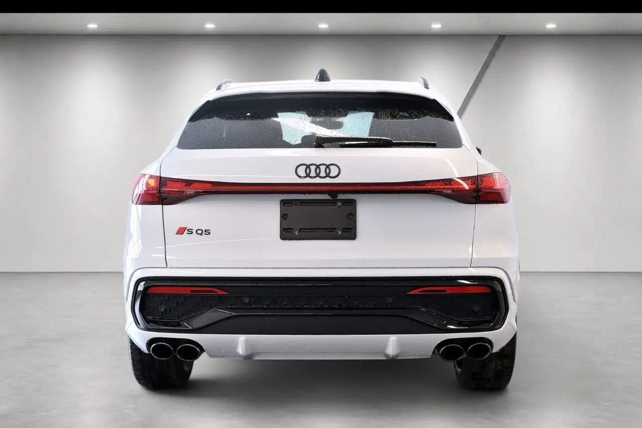 Audi SQ5 снимка Audi SQ5