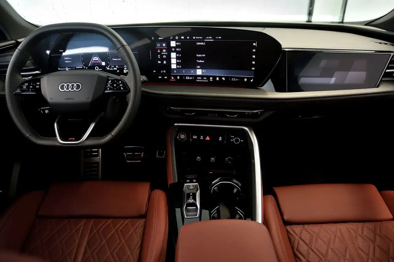 Audi SQ5 снимка Audi SQ5