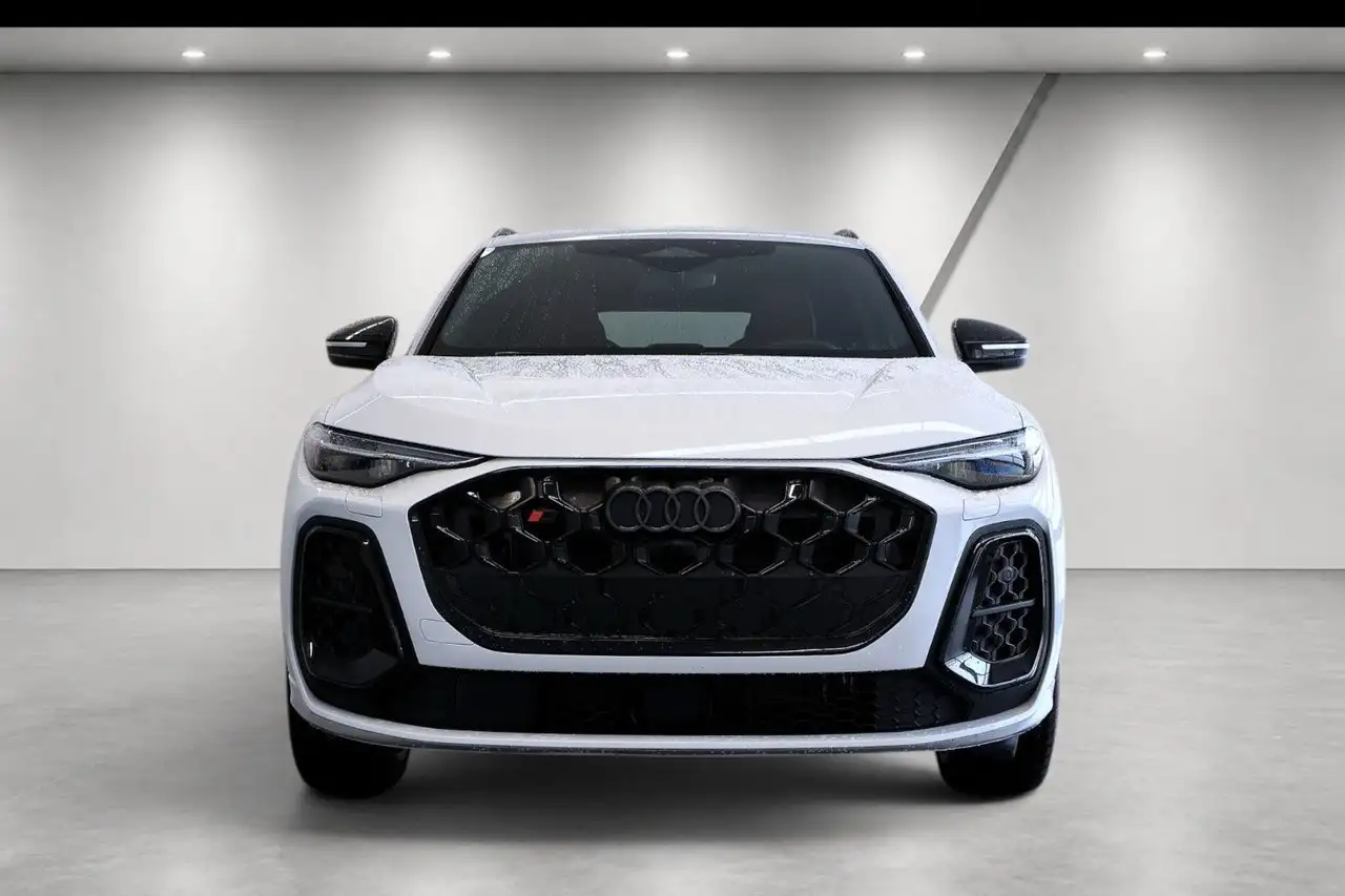 Audi SQ5 снимка Audi SQ5