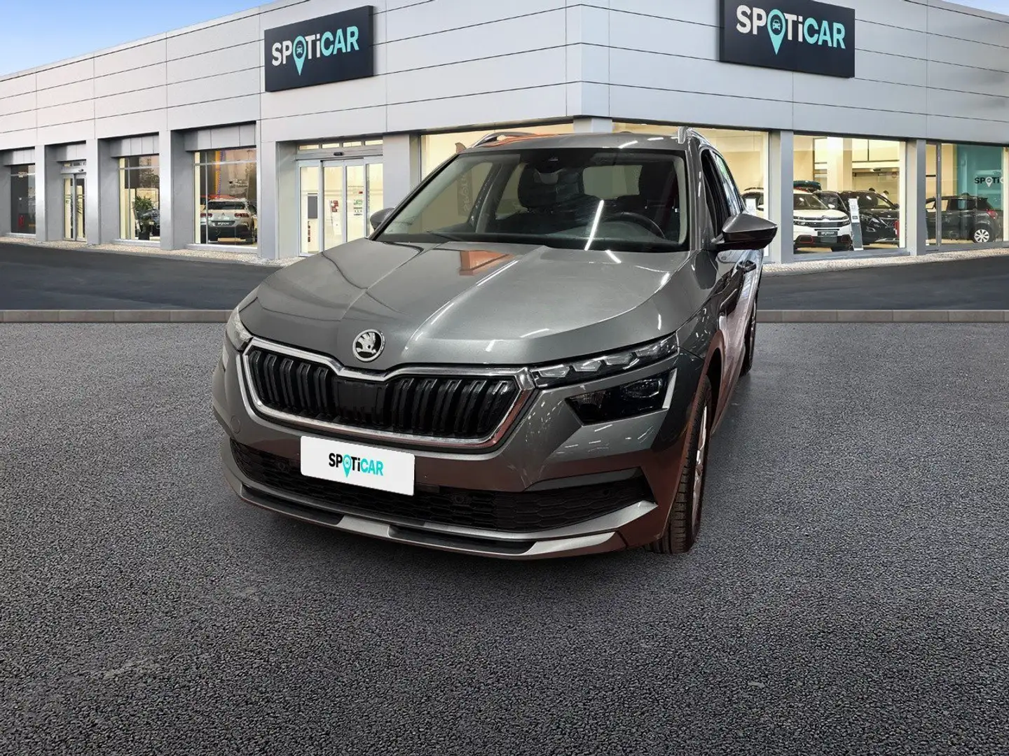 Skoda Kamiq 1.0 TSI 81KW STYLE Gris - 1