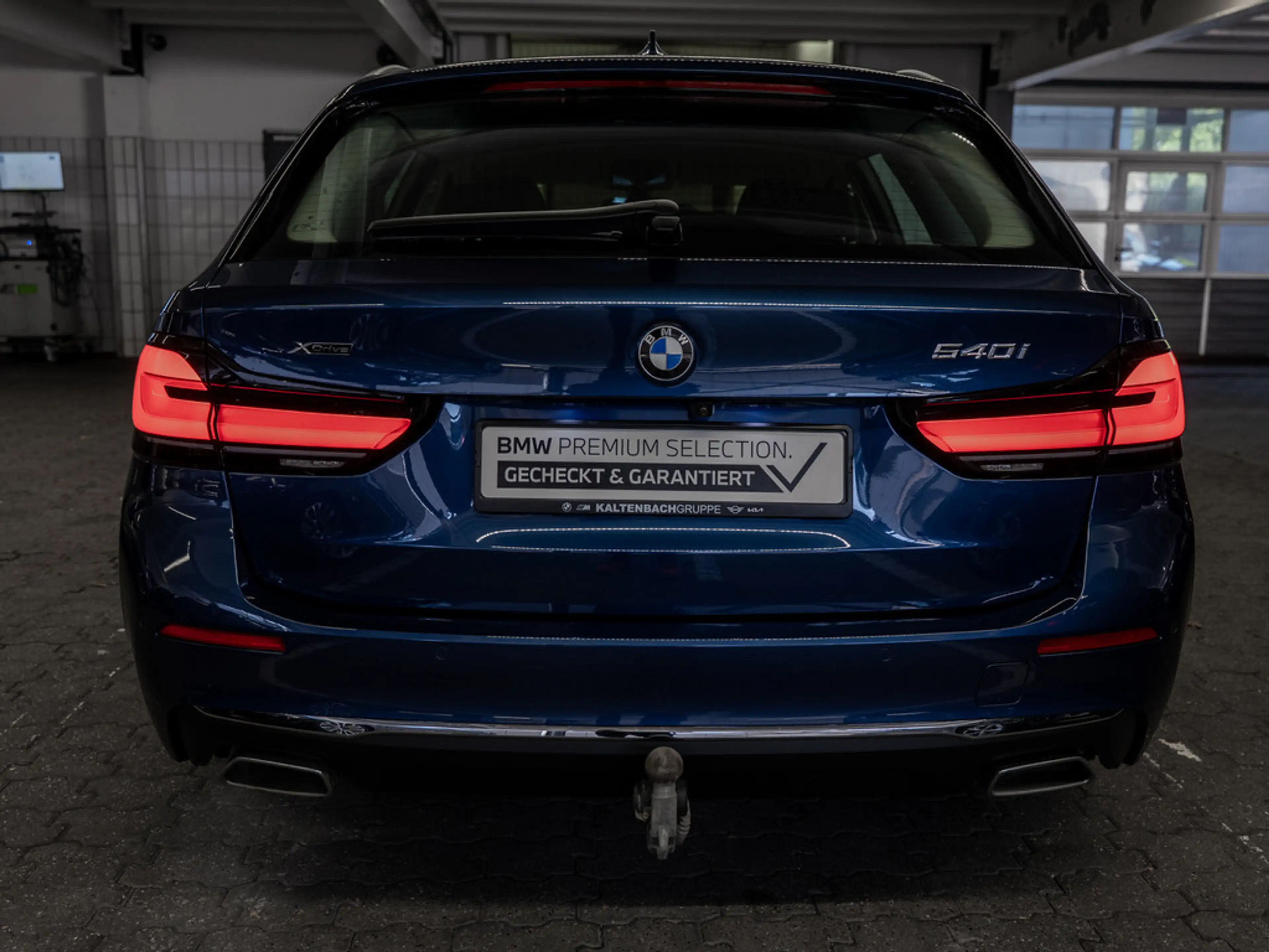 BMW 540 i Touring xDrive Luxury Line FACEL. AHK — photo 7
