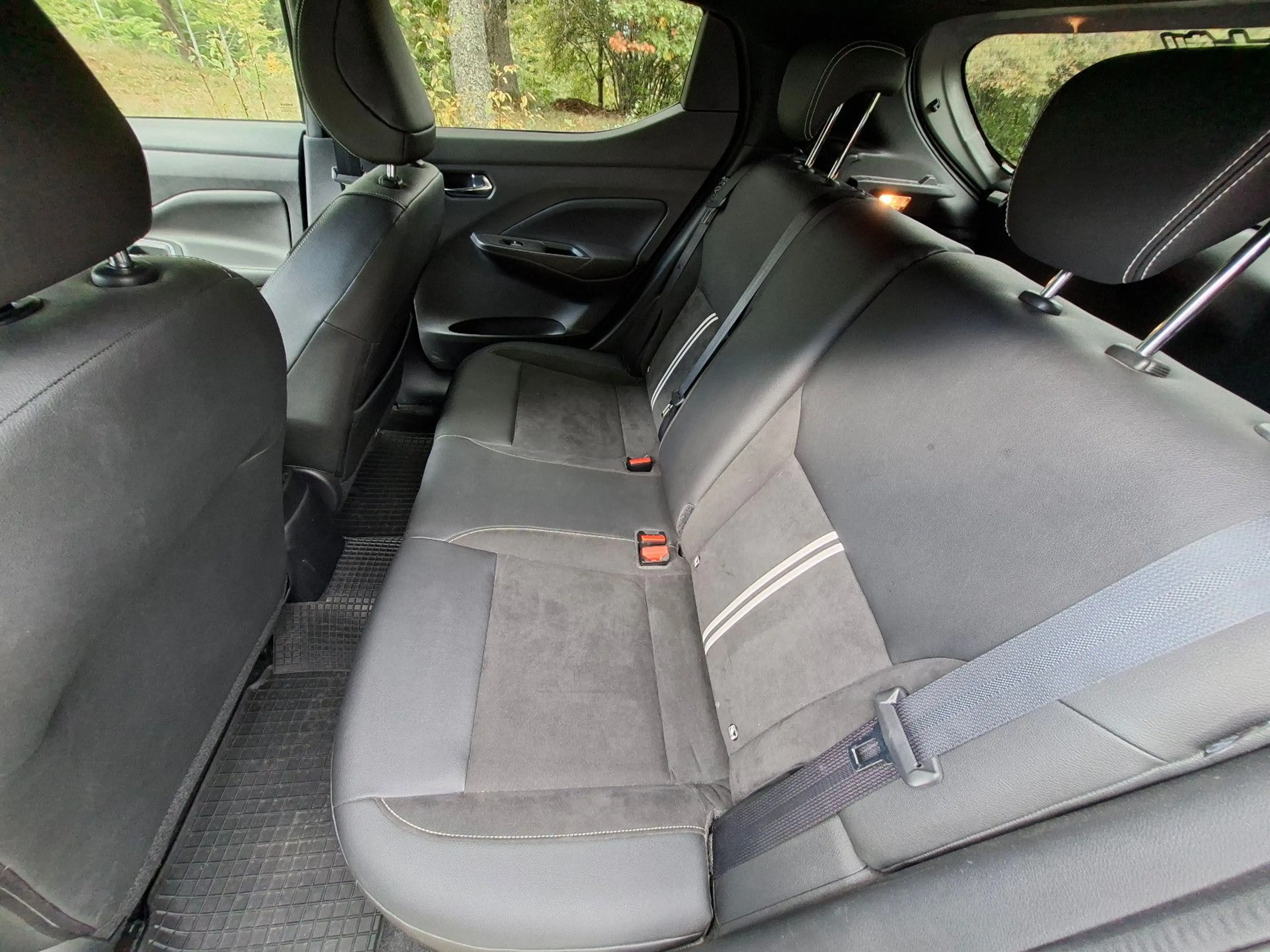 Nissan Micra N-Sport 1.0 IG-T 92 PS LED Navi SHZ — photo 15