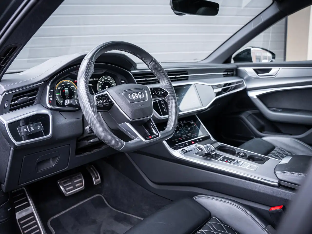 Audi A6 Avant 55 TFSI e quattro Competition MY24 S6 Diff, миниатюра 2
