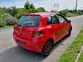 Toyota Yaris 1.0i VVT-i Chill Out Rood - thumbnail 2