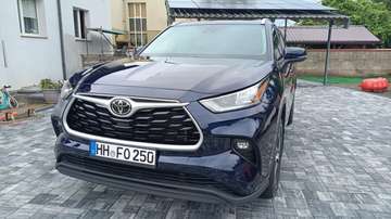 3.5L V6 300PS 8 SITZE