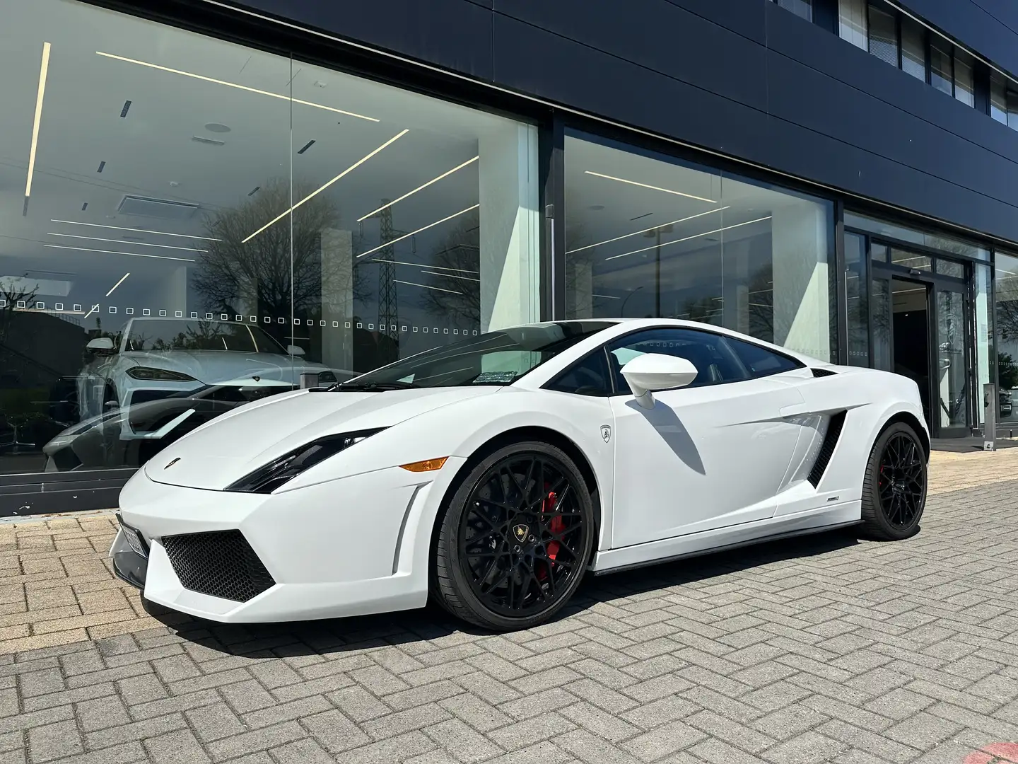 Lamborghini Gallardo Coupe 5.2 LP 560-4 e-gear Biały - 1