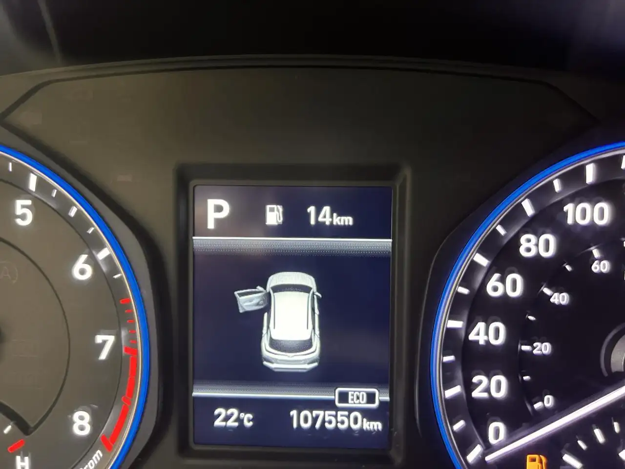 Hyundai KONA снимка Hyundai KONA