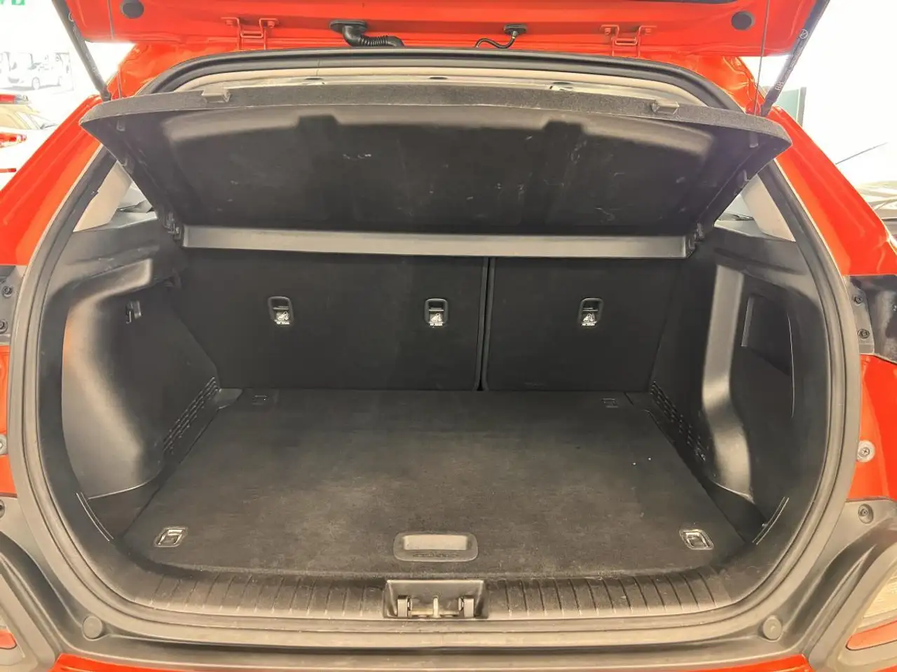 Hyundai KONA снимка Hyundai KONA