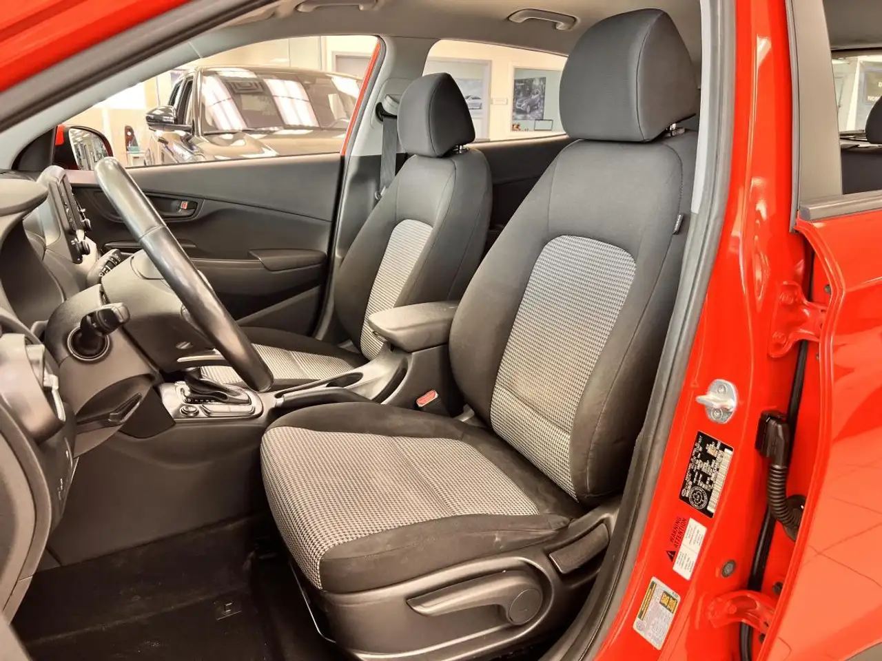 Hyundai KONA снимка Hyundai KONA