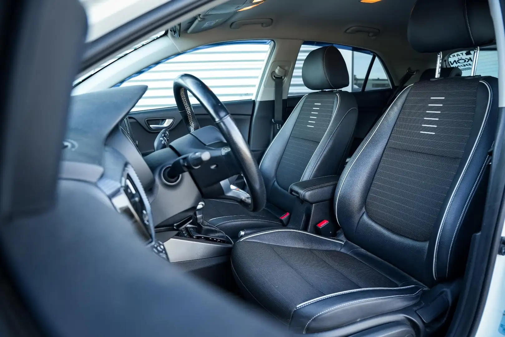 Kia Rio 1.0 TGDI DynamicLine GT Line Lane Assist LED Stuur Wit - 2