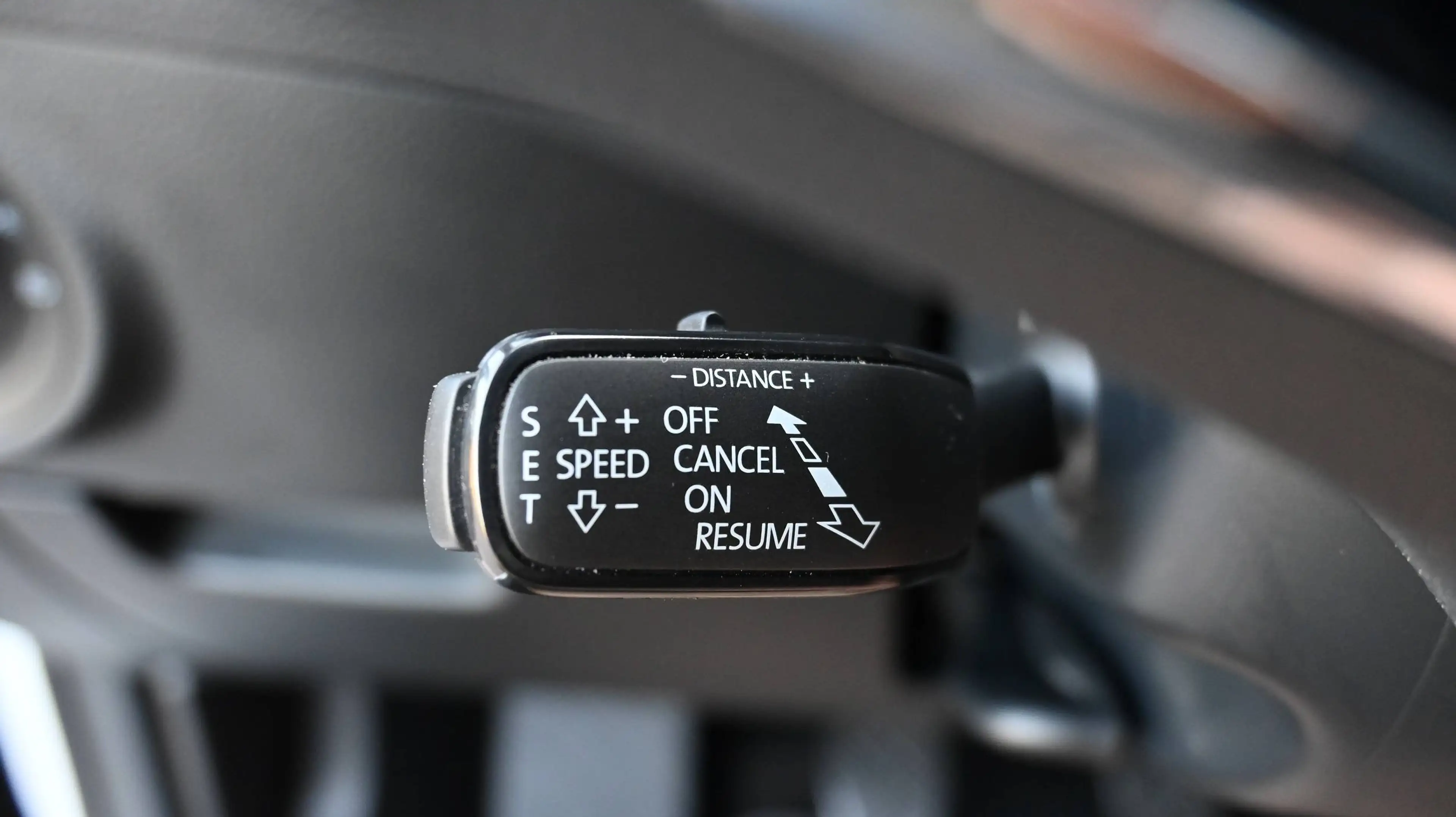 Skoda Superb Kombi 2,0 TDI Style / AHV / MATRIX / LEDER / — photo 14