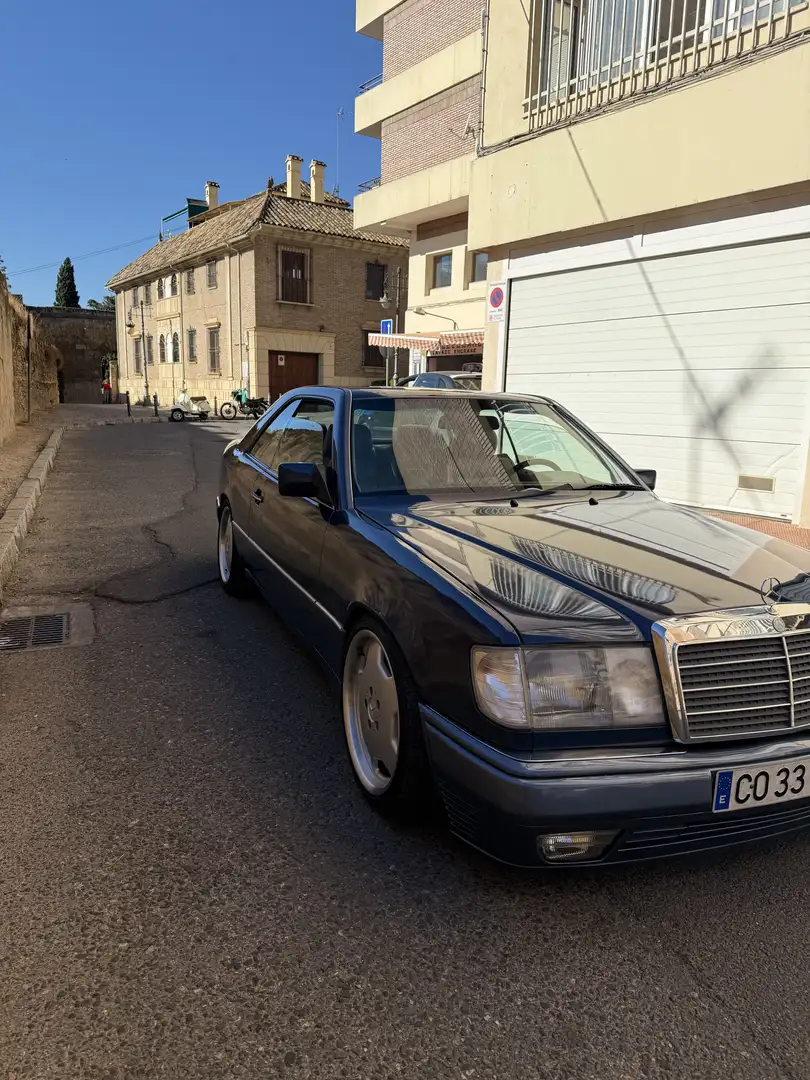 Mercedes-Benz E 320 Coupé - 2