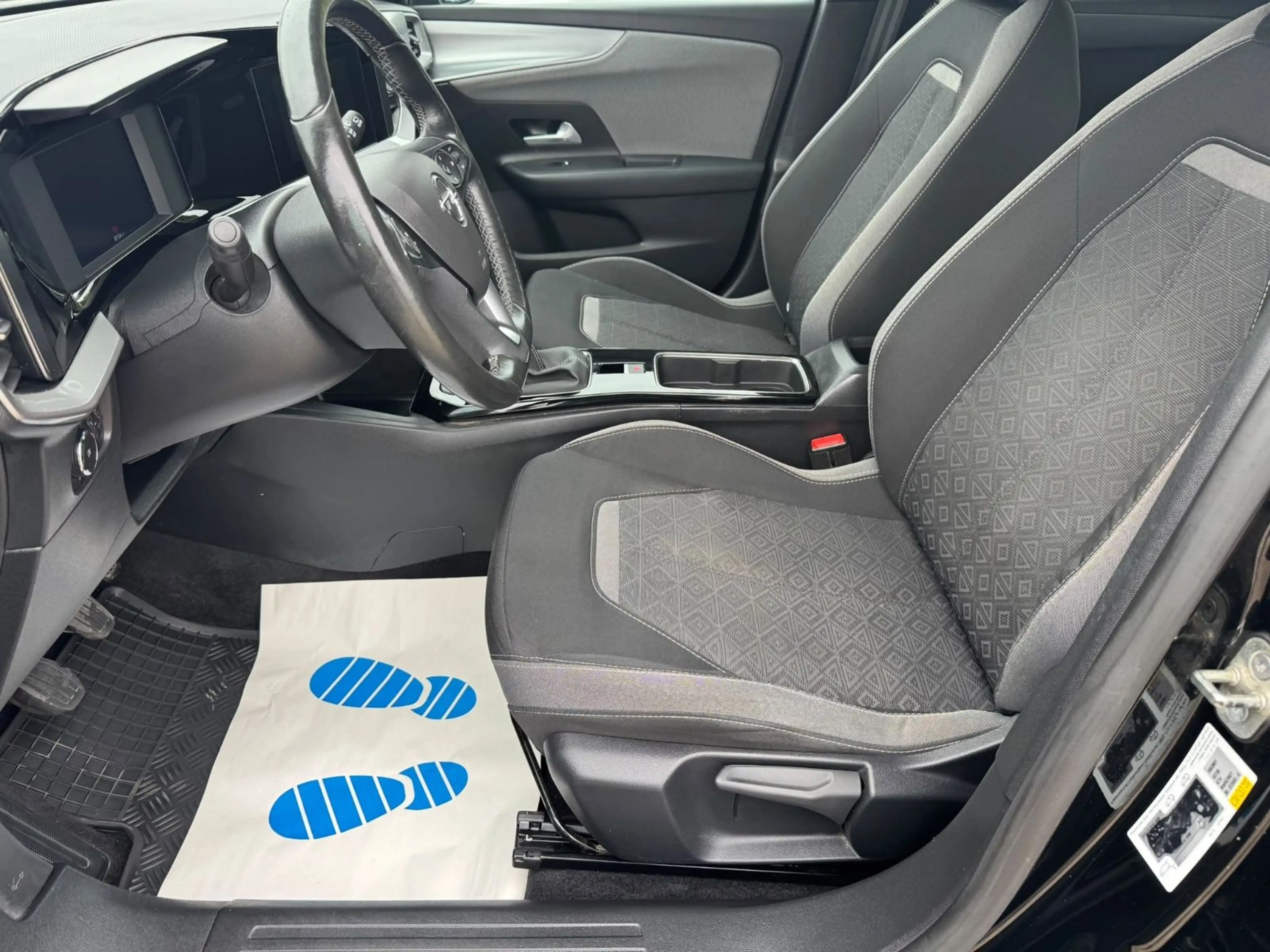 Opel Mokka Edition LED Kamera PDC Winterpaket — photo 7