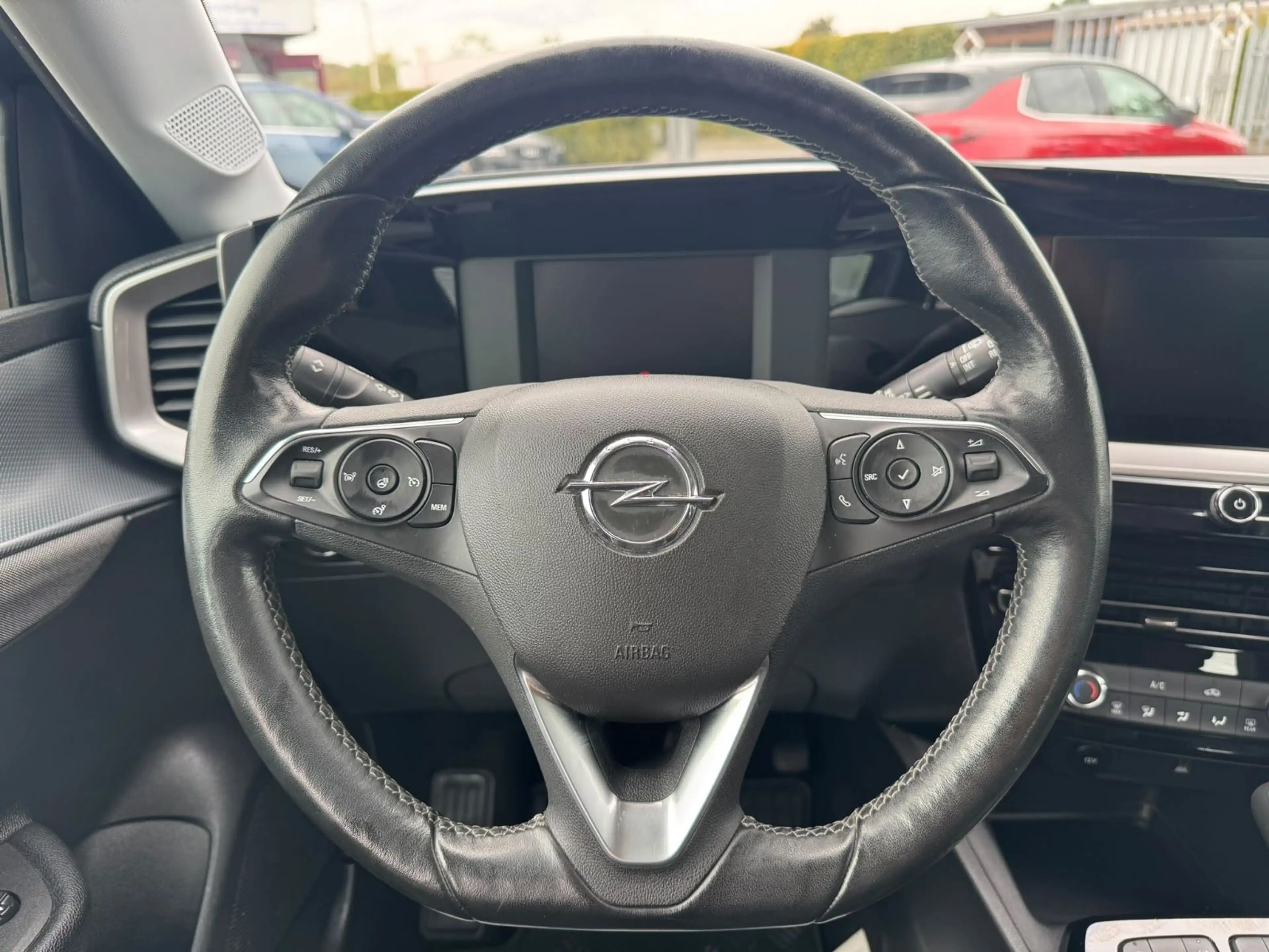 Opel Mokka Edition LED Kamera PDC Winterpaket — photo 10