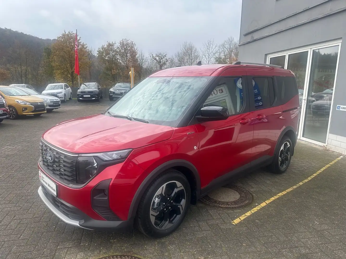 Ford Tourneo Courier Active Automatik , Sitzheizung ! Rot - 1