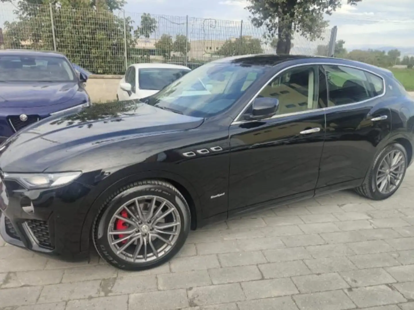 Maserati Levante Levante 3.0 V6 Gransport 350cv auto Nero - 1