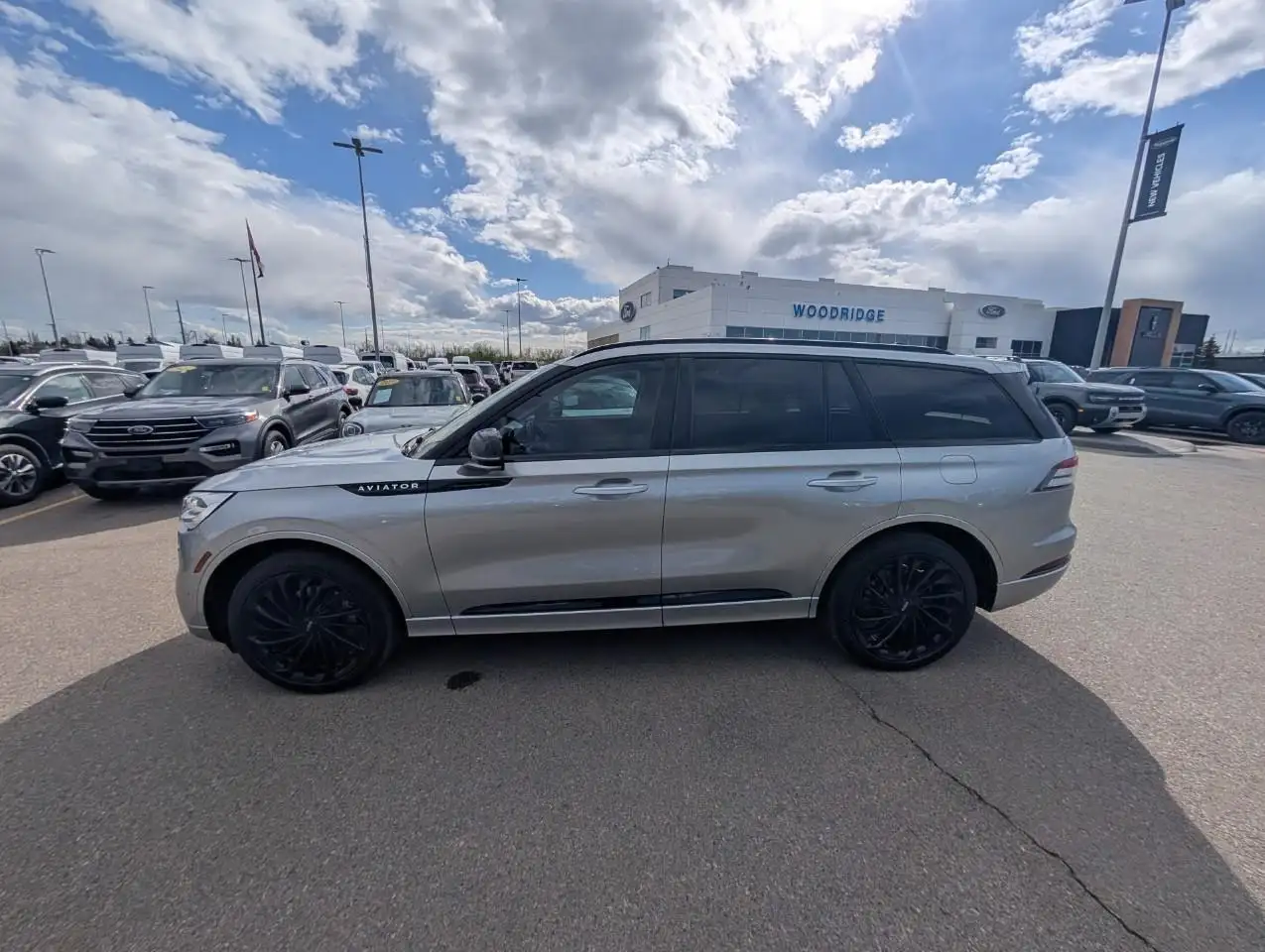 Lincoln Aviator снимка Lincoln Aviator