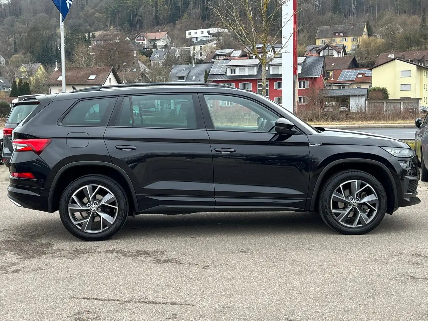Skoda Kodiaq Sportline 2.0 TDI DSG *LED*DAB*CarPlay*Spurhalte* Noir - 2