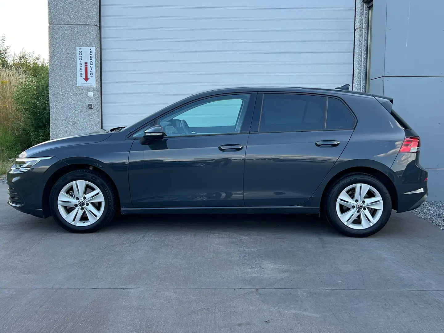 Volkswagen Golf Golf 1.5 TSI Life Business OPF Grijs - 2
