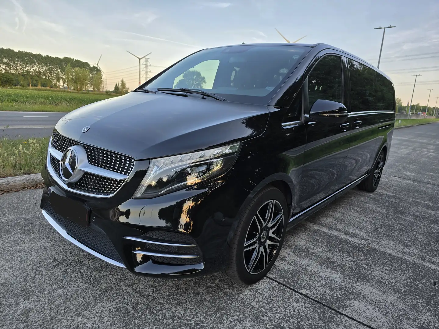 Mercedes-Benz V 250 V-Klasse V 250 d 4 MATIC L3 AMG 9G 8 ZITPL Full! Zwart - 2