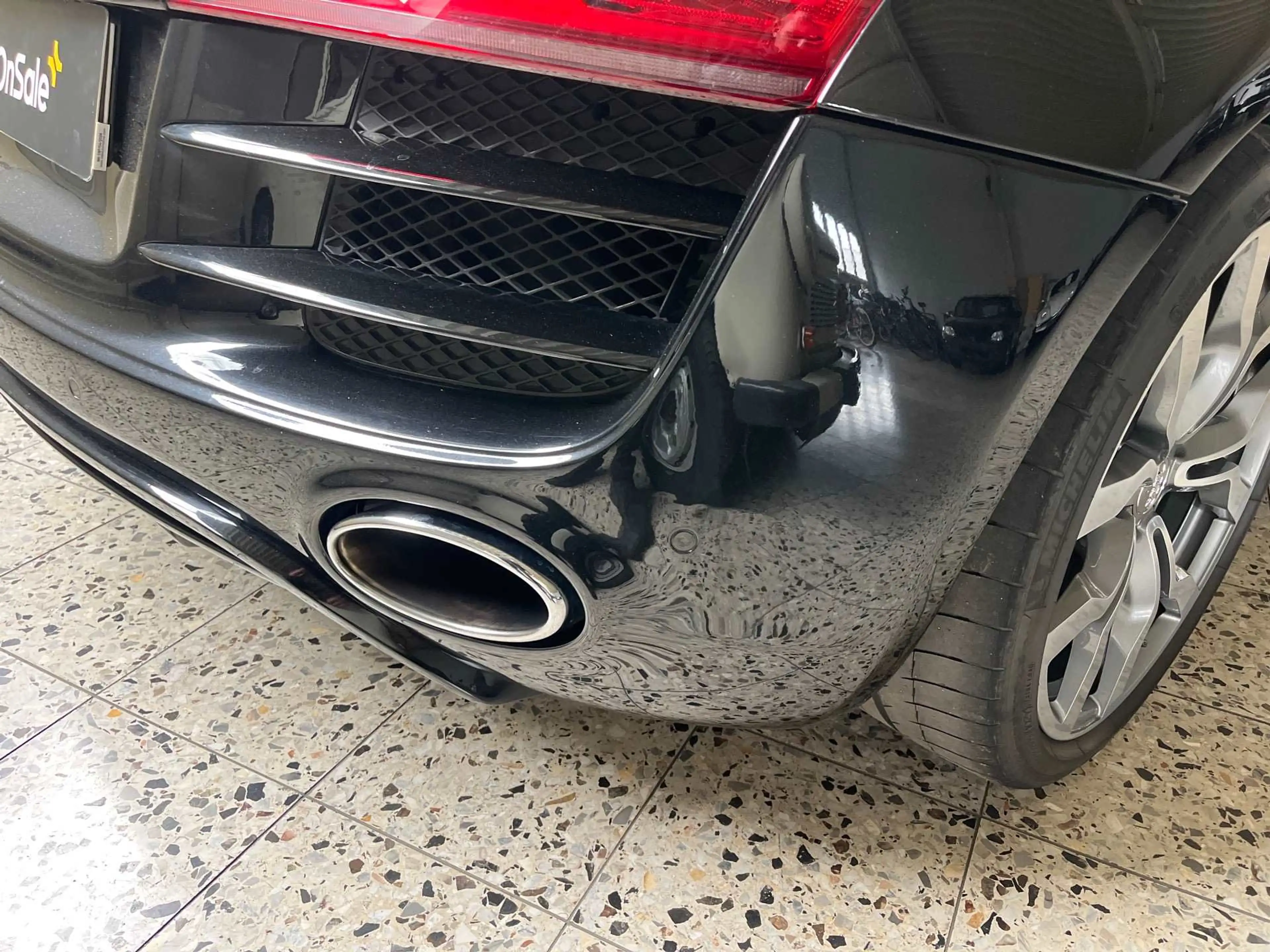 Audi R8 4.2 FSI quattro — photo 8