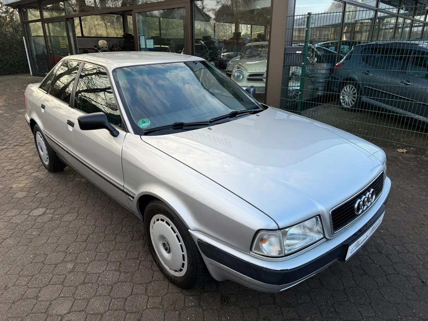 Audi 80 2.0 B4 *1.Hand*HU a.W. neu*SSD*GJ-Reifen*D3*ZV* Silber - 1