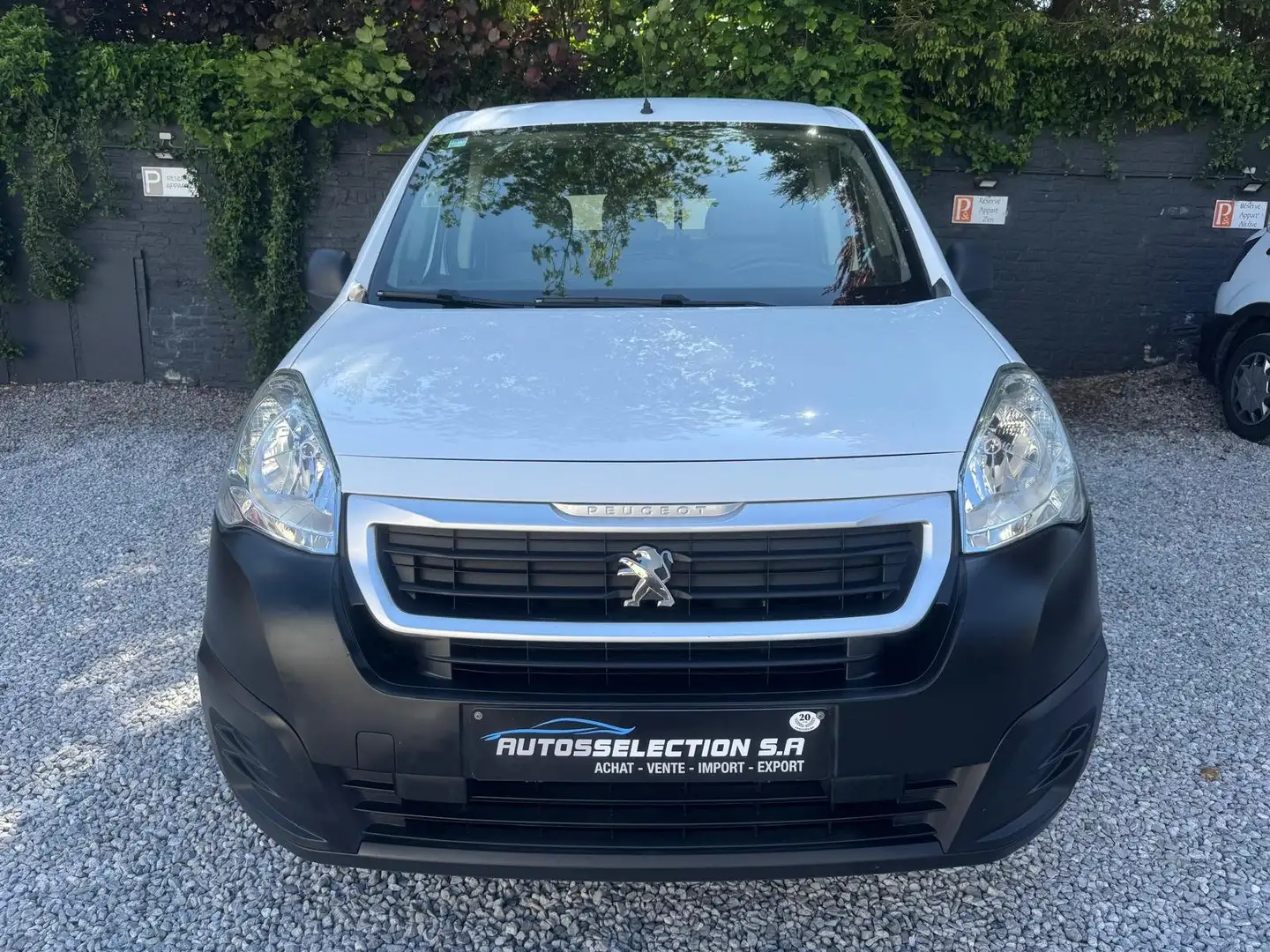 Peugeot Partner 1.6 HDi*8.223€HT*AIRCO*3PLACES*PARFAIT ETAT Wit - 2