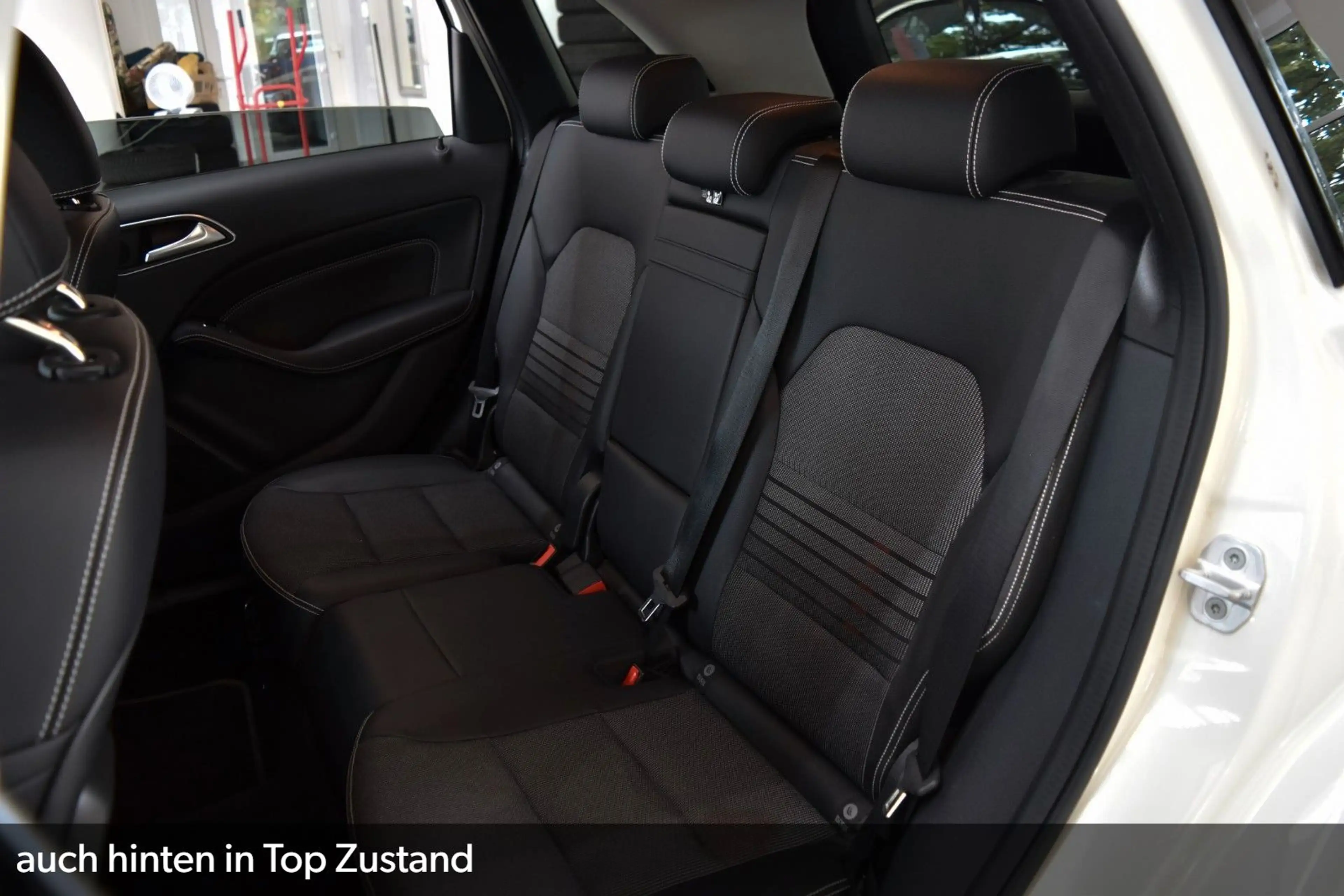 Mercedes-Benz B 220 4Matic~Navi~Automatik~Night~Klima~18 Zoll — photo 13
