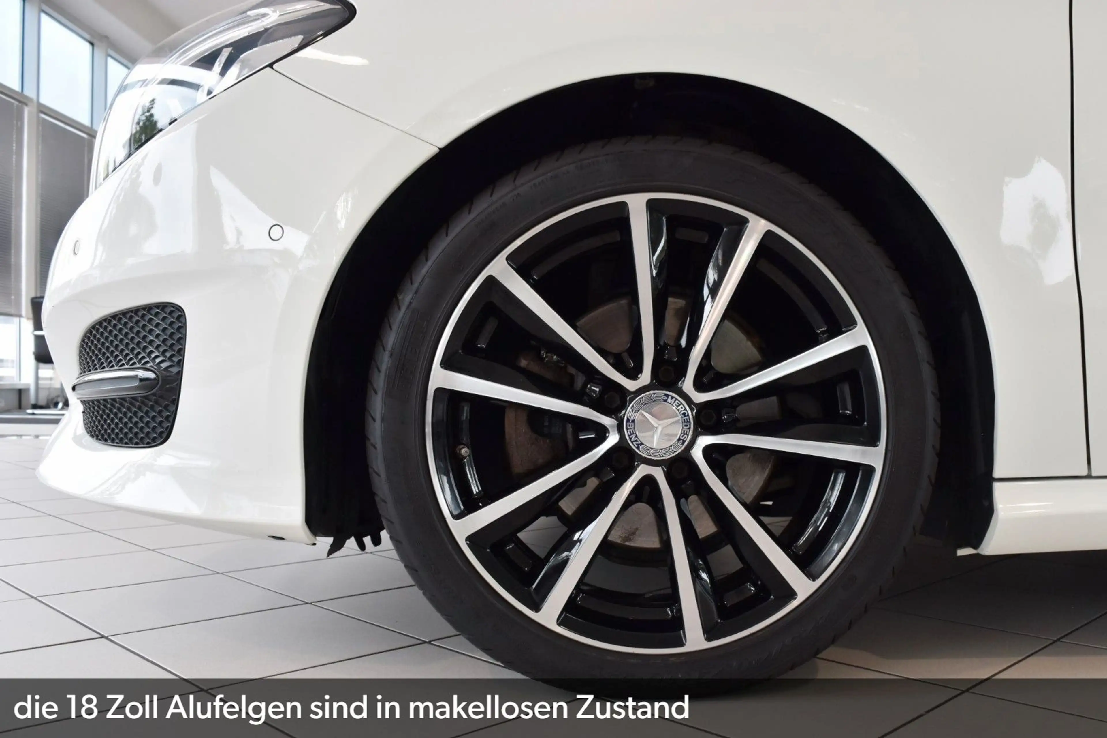 Mercedes-Benz B 220 4Matic~Navi~Automatik~Night~Klima~18 Zoll — photo 9