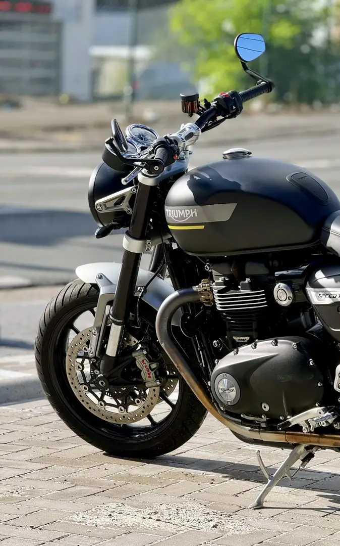 Triumph Speed Twin 1200 cc - 1