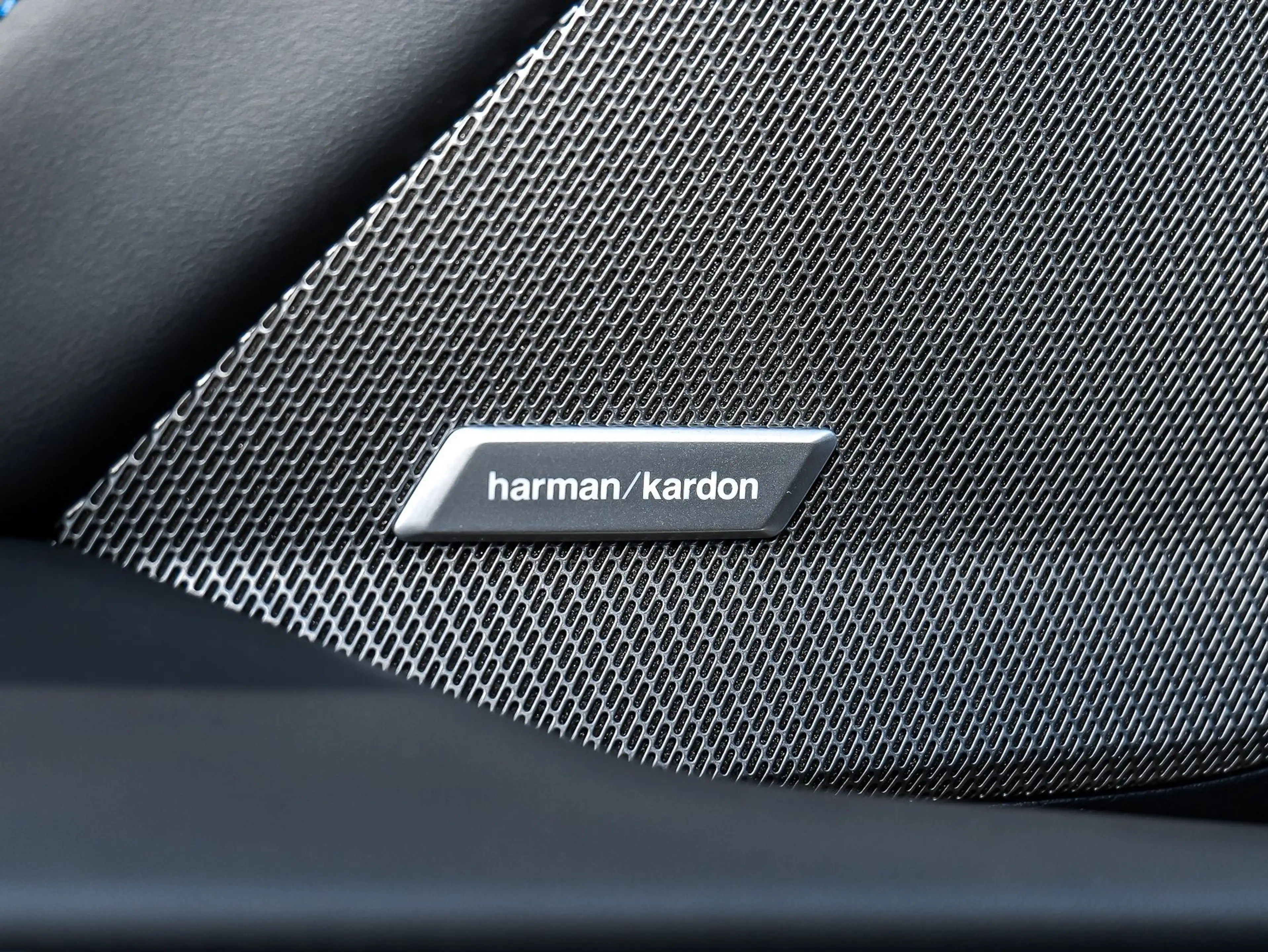 BMW 235 M235 xDrive M Sport Pro 19" Panorama H/K Sound HuD — photo 8