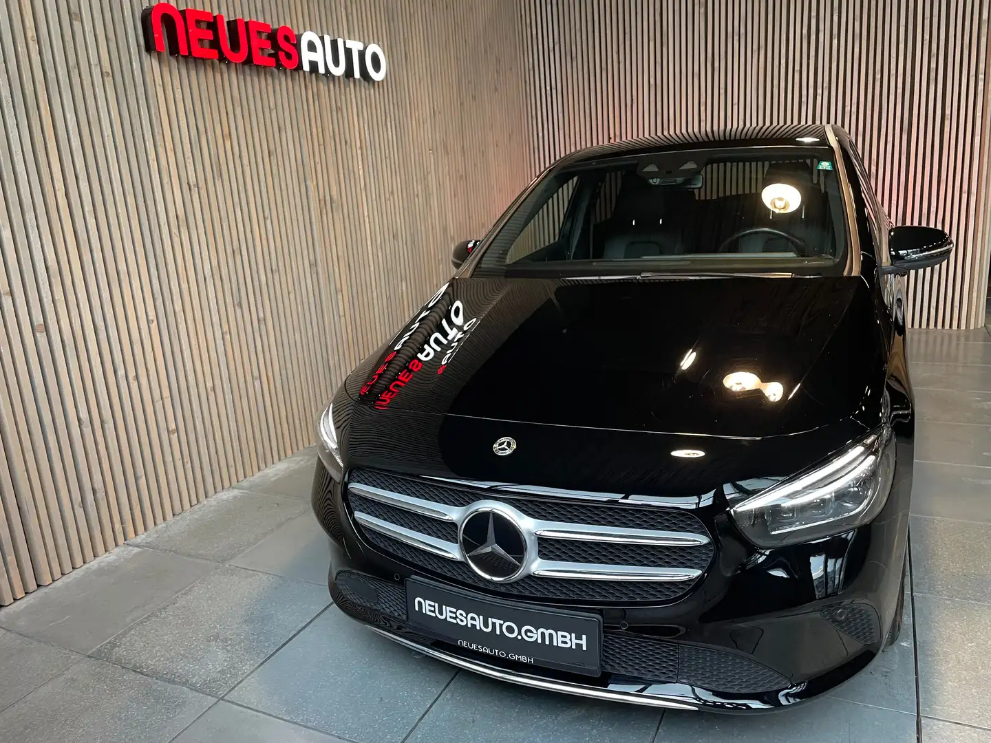 Mercedes-Benz B 200 d Aut *1.Bes.*Servicegepfl*Multibeam*Abstandst*Kam Schwarz - 2
