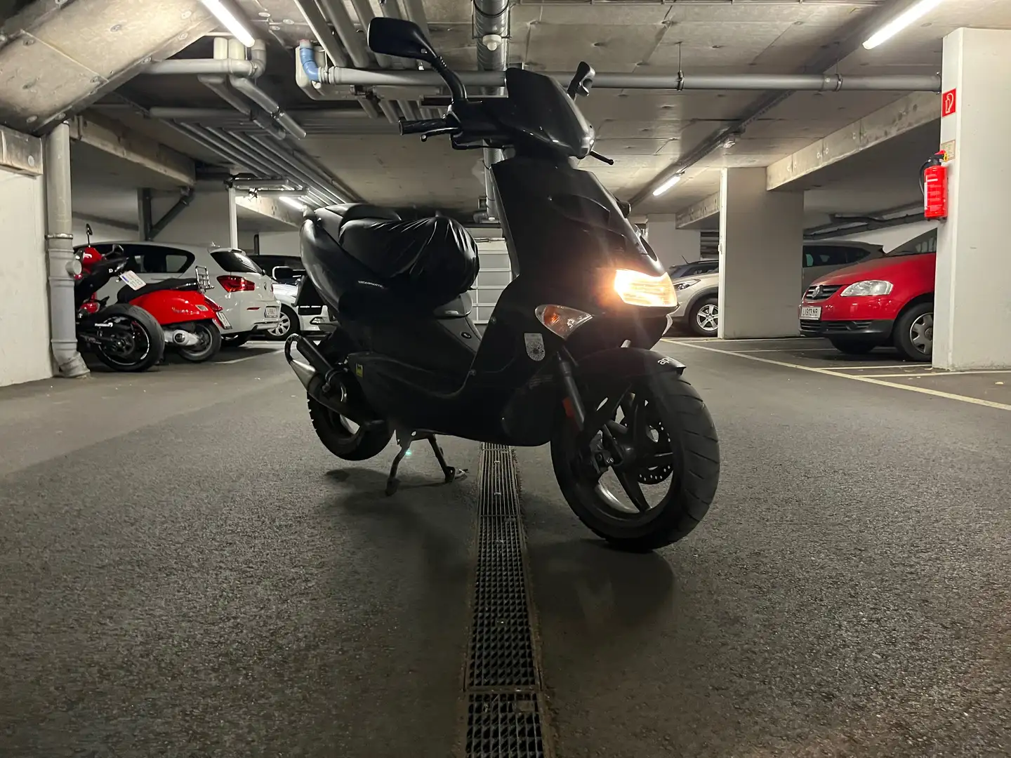 Aprilia SR 50 50 Negro - 2