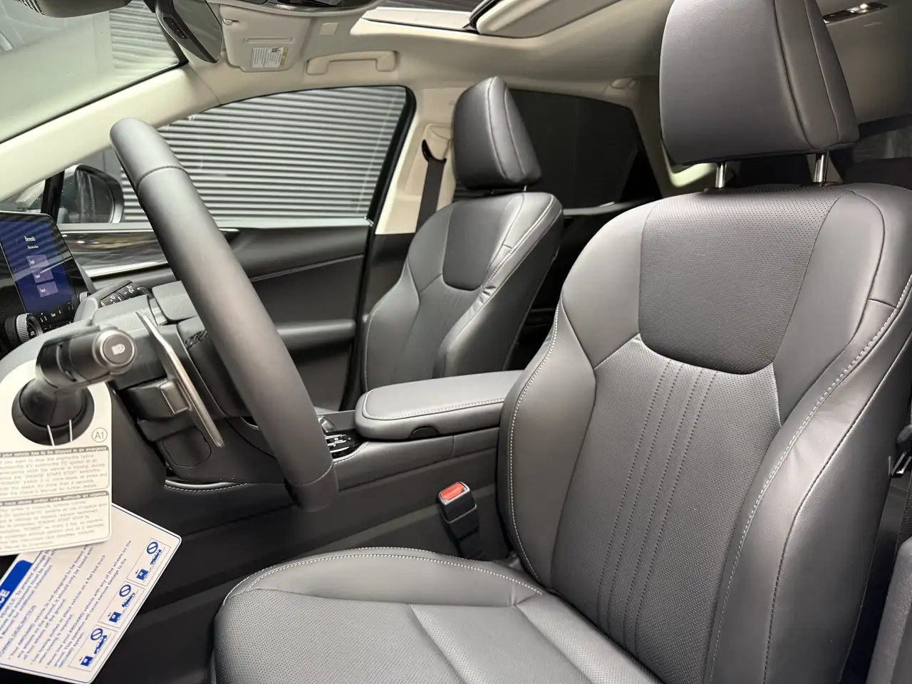 Lexus NX photo Lexus NX
