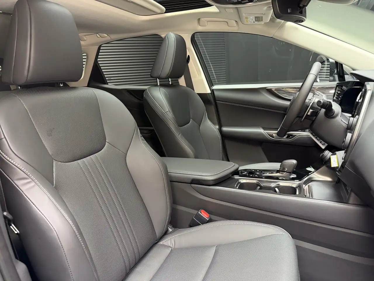 Lexus NX photo Lexus NX