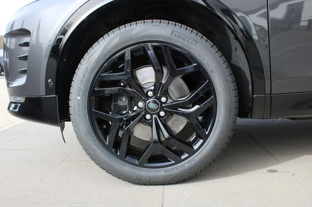 Land Rover Discovery Sport 2026
