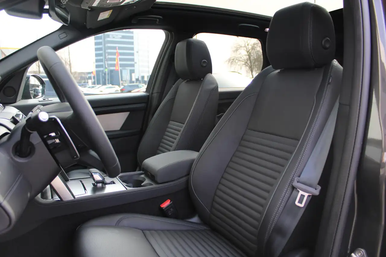 Land Rover Discovery Sport 2026