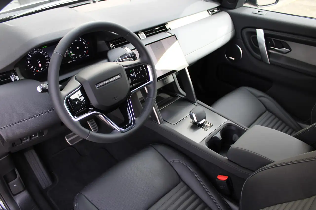 Land Rover Discovery Sport 2026