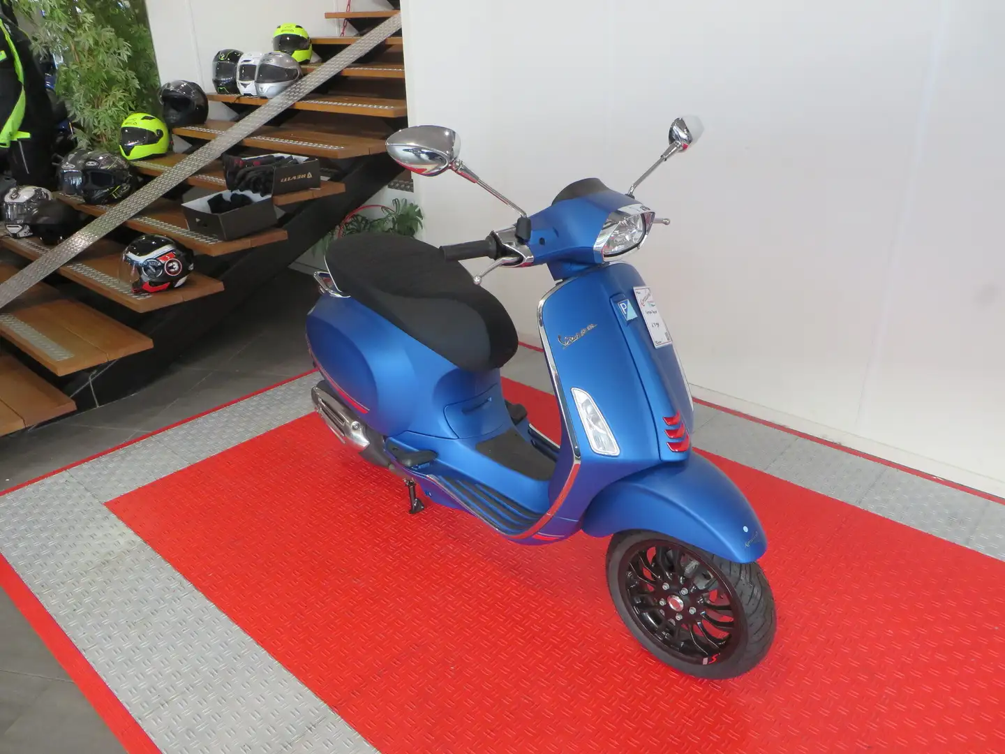 Vespa Sprint 50 4T 2V 25KM Albastru - 1