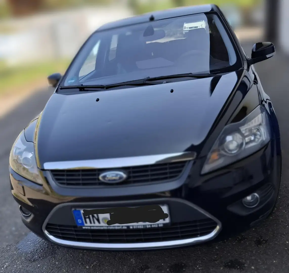 Ford Focus Focus Turnier 2.0 16V Aut. Titanium Schwarz - 2