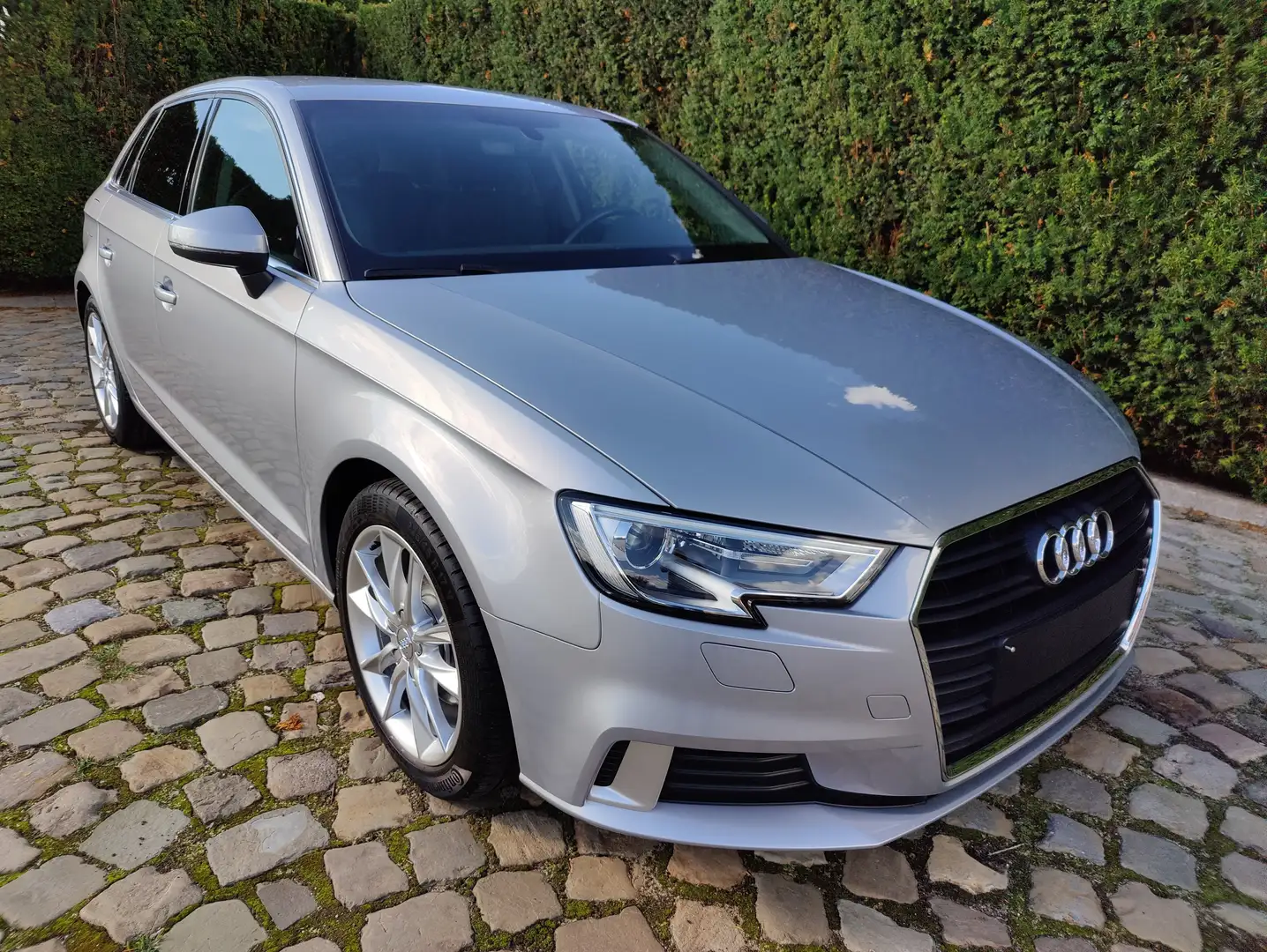 Audi A3 1.5 TFSI ACT Sport S tronic Zilver - 1