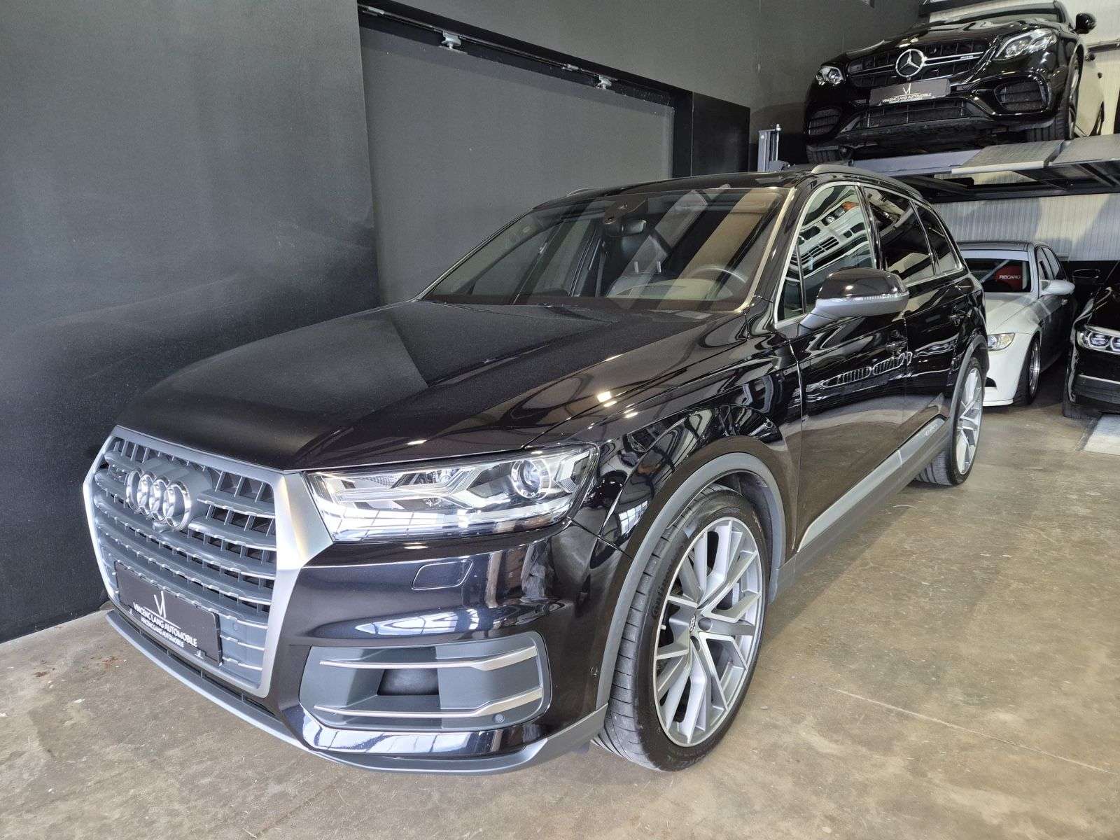 Second hand Audi Q7 3.0