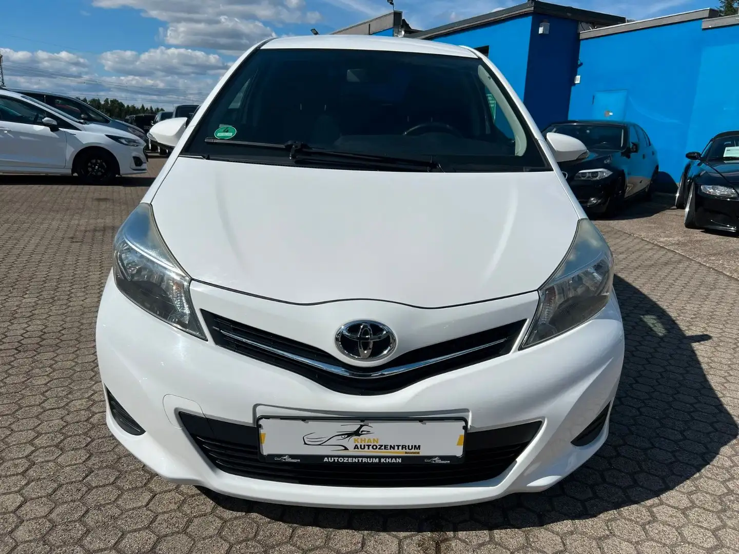 Toyota Yaris Life AUTOMATIK/KAMERA Weiß - 2