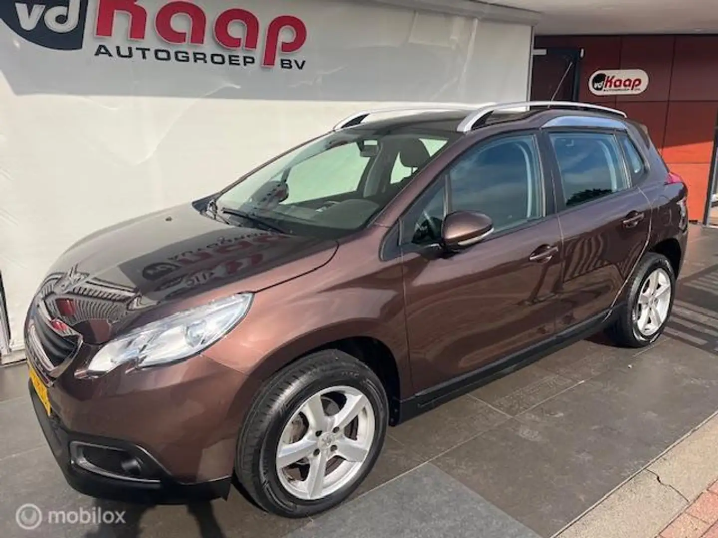 Peugeot 2008 1.2 VTi Crossover Active Pack auto !!!! eerste eig Brun - 2
