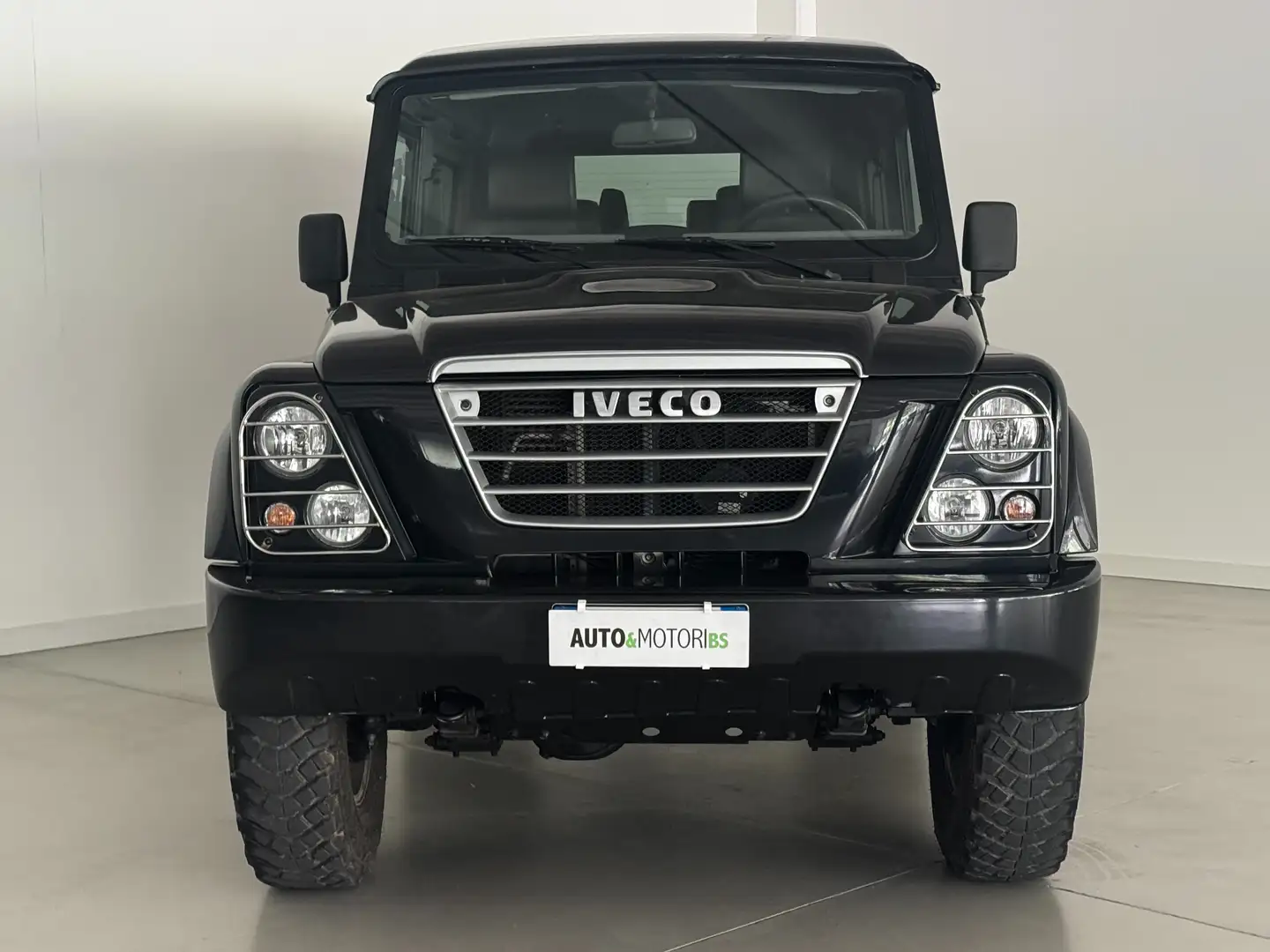Iveco Massif 25S15 3.0 Hpi 146CV S.W. 3p Nero - 2