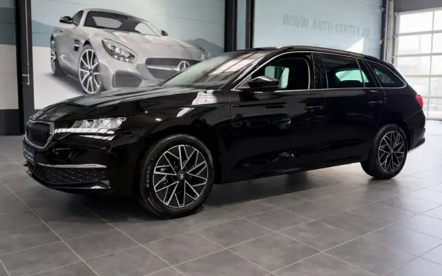 Skoda Octavia Combi 1.5  Mild Hybrid Led zetelverwarming camera